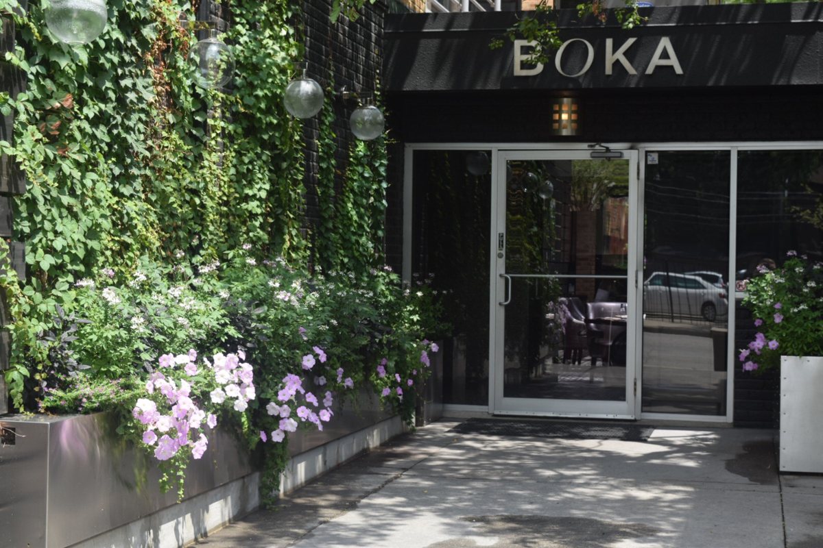Boka’s entrance on North Halsted Street.